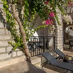 Noa Only Adult Apart-hotel