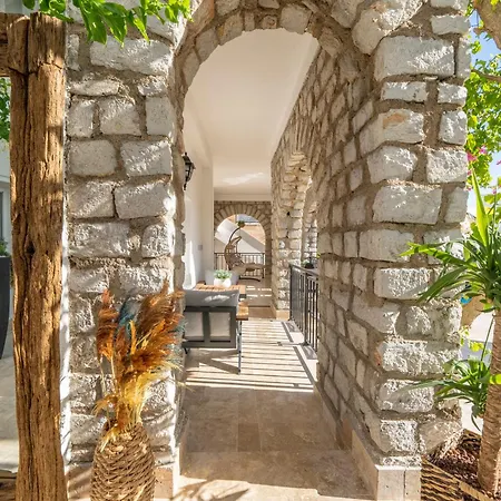 Noa Only Adult Apartmanhotel