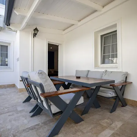 Noa Only Adult Aparthotel 5*
